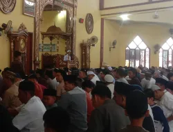 Shalat Idul Fitri, Warga Poso Padati Masjid dan Lapangan