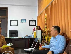 Kejari Poso Serahkan Legal Opinion Harmonisasi Perda